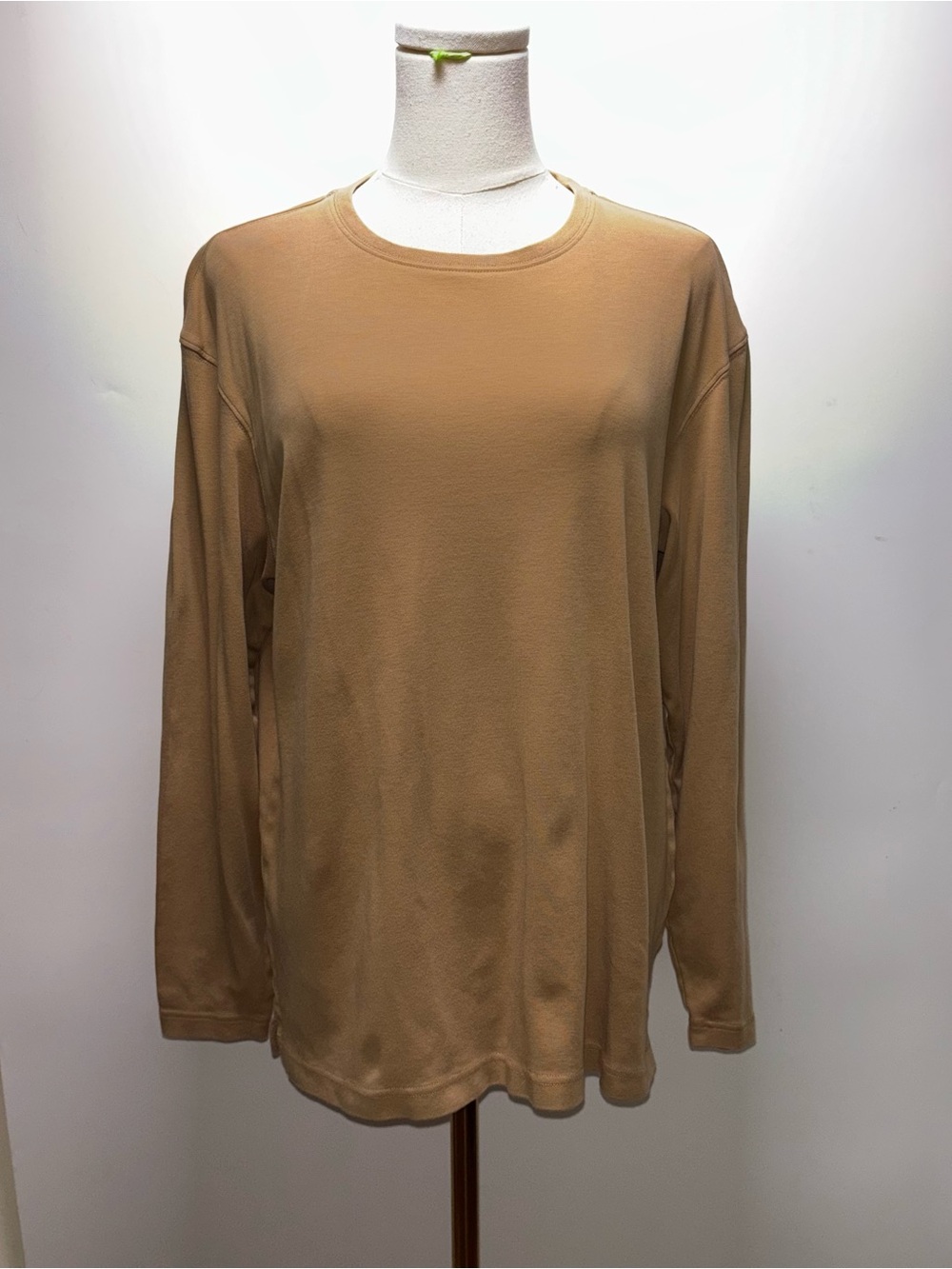 Robert Barakett Men's Long Sleeve Crewneck Shirt - Camel Size S